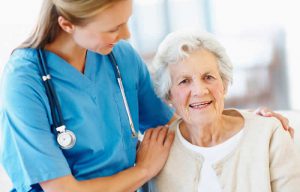 میزان تجربه و سوابق کاری پرستاران سالمند، یکی از عوامل تاثیرگزار در دستمزد این افراد است.