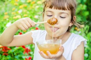 عسل و سرفه در کودکان