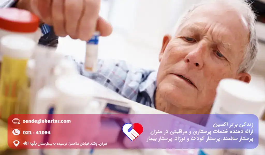 نارسایی کلیه در سالمندان | علائم خطرناکی که نباید نادیده بگیرید 2 مصرف برخی داروها در سالمندان ممکن است به نارسایی کلیوی منجر شود.